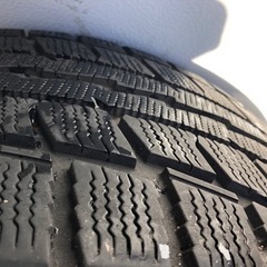 日産フェアレディZ純正ホイール、スタッドレス付き。