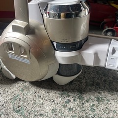 ☆激安☆TOSHIBA サイクロン掃除機　トルネオ・ヴイ　VC-SG920X 電動布団ブラシ付き