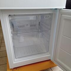 ★【ニトリ】2ドア冷蔵庫　2022年製140L(NTR-140WH)【3ヶ月保証付き★送料に設置込み】💳自社配送時🌟代引き可💳※現金、クレジット、スマホ決済対応※