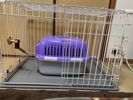 ペットゲージ、キャリーケース、水飲み3点セット