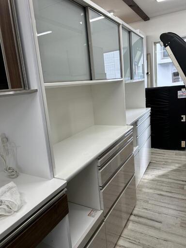 ★【シギヤマ家具】レンジボード　食器棚　キッチン収納　幅約120cm 台に修理跡あり　自社配送時代引き可※現金、クレジット、スマホ決済対応※