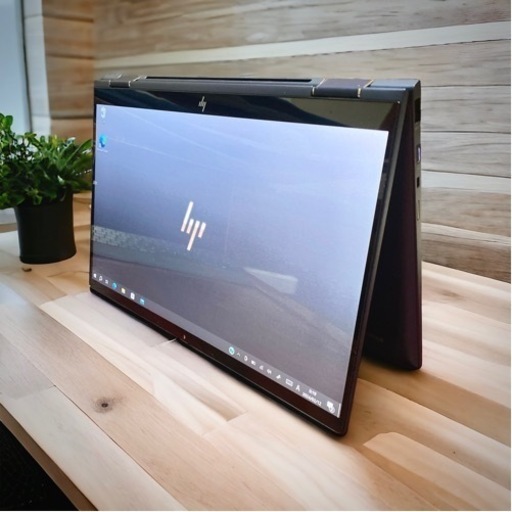 hp / Elite Dragonflyシンプルにカッコイイ✨13.3インチで扱いやすいサイズ感です