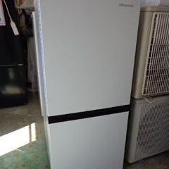 Hisense　２０２２年　１３５L　２ドア冷蔵庫