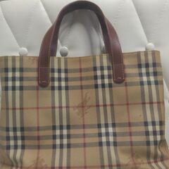 BURBERRYバッグ　綺麗な状態です。