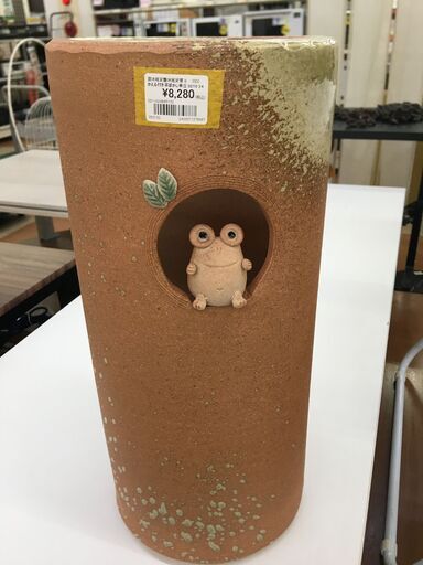 かえる付き茶ぼかし傘立　（信楽焼き・陶器・傘立て・玄関) 【リサイクルモールみっけ】