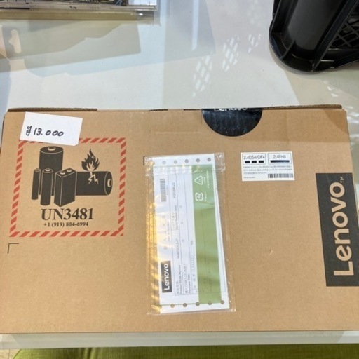 パソコン　80XF00L5JP　たぶん未使用