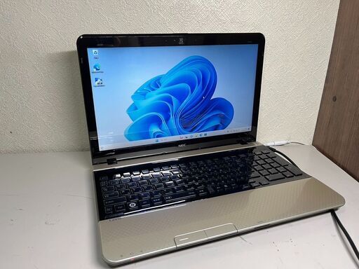 【ご成約済み】整備済みノートパソコン i7換装済み\u0026SSD搭載でサクサク動きます！windows11アップグレード済！
