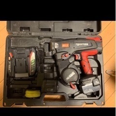 MAX　RB-440T　鉄筋結束機　中古品　バッテリー二個5.0Ah/充電器/ケース付き MAX RB-440T 鉄筋結束機 中古品 バッテリー二個5.0Ah/充電器/ケース付き