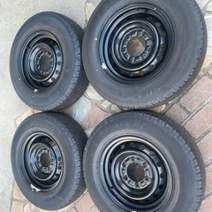 ハイエース　純正ホイールタイヤセット　新車前外し