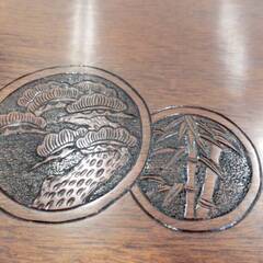 座卓 松竹梅 高さ27x幅64x奥行43㎝ ちゃぶ台 机 木製 彫刻 一