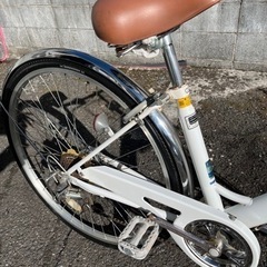 27㌅ 自転車 DACCARAT CRUZE 前カゴ、サドル、後輪、交換済み