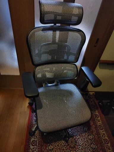 エルゴヒューマンプロオットマン内蔵