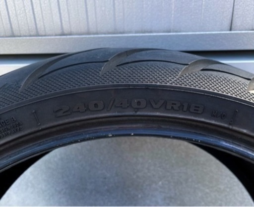 FXSBブレイクアウト...240サイズ　リアタイヤ ハーレーダビッドソン ブレイクアウト タイヤ 240 AVON FXSBブレイク