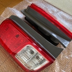 トヨタ　ルミオンUS純正テール