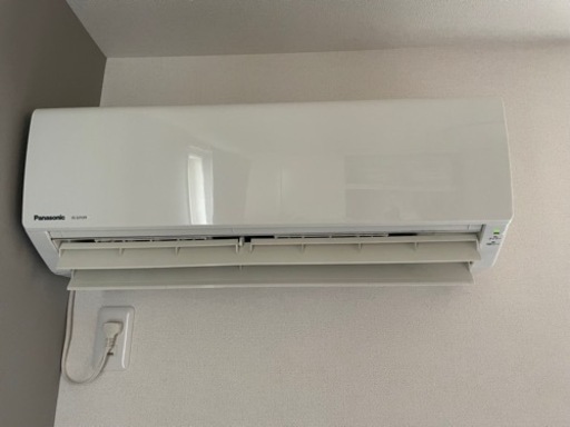 お譲りする方が決まりました　Panasonic ルームエアコン　CS-227CFR-W
