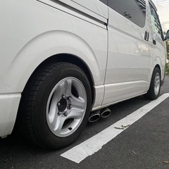 取引完了】トヨタ 90ランクル 純正 アルミホイール ハイエース流用等