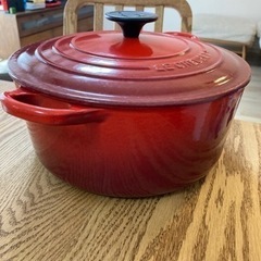 ル・クルーゼ LECREUSET ココットロンド24cm チェリ...