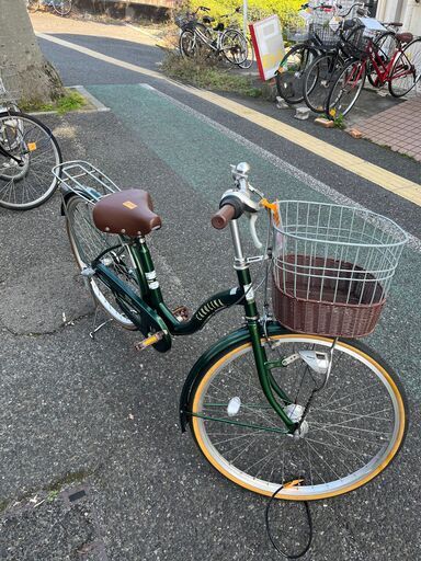リサイクルショップどりーむ天保山店　No1046　自転車　ママチャリ　緑　美品　３段内装ギア付き　LEDオートライト付き　 リサイクルショップどりーむ天保山店 No1046 自転車 ママチャリ 緑 美