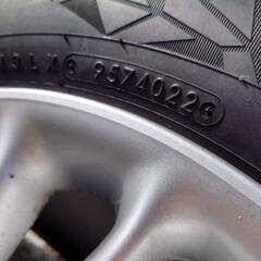 2022年製スタッドレスタイヤ4本 185/65 R15 +アルミ　ワンシーズンのみ使用
