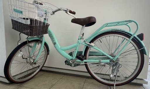 小学生　女の子　自転車22インチ