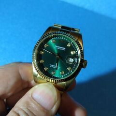 稼働品 TECHNOS テクノスプレミアゴールドグリーン 腕時計 クオーツ