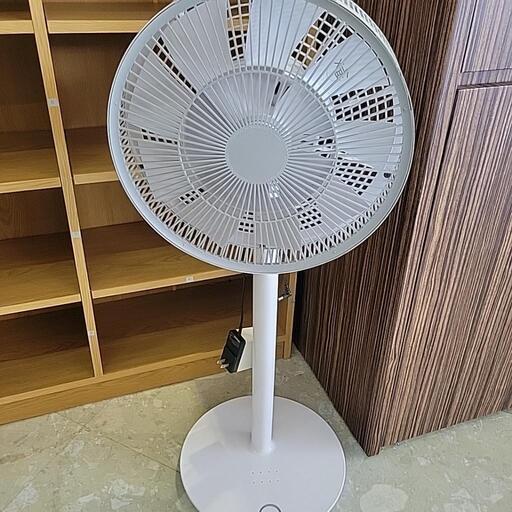 新生活SALE】バルミューダ 扇風機 EGF-1200-WG 中古 リサイクル 新生活SALE】バルミューダ 扇風機 EGF-1200-WG 中古 リサイクル