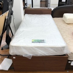 ニトリ　シングルベッド　21,780円
