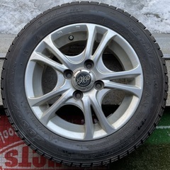 【取り引き中】155/65R13スタッドレスタイヤと13インチア...