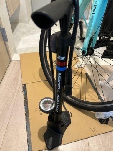 美品 Bianchi ビアンキ C-Sport 1 47 ワイヤーキー 充電式ライト 空気 