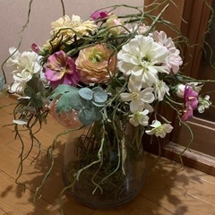 造花　花瓶付き
