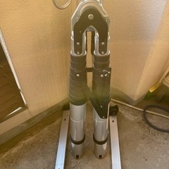 伸縮脚立、梯子