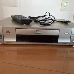 Panasonic S-VHS ビデオデッキ NV-SV1