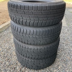 TOYOタイヤ　225-65-17 スタッドレス（中古）