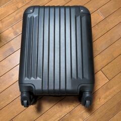 スーツケース　LCC機内持ち込みサイズ