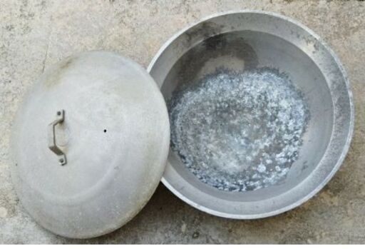 大、アルミ鍋、業務用 大鍋 厨房 店舗 、沖縄シンメーナービ中古 特大、アルミ鍋、業務用 大鍋 厨房 店舗 、沖縄シンメーナービ中古