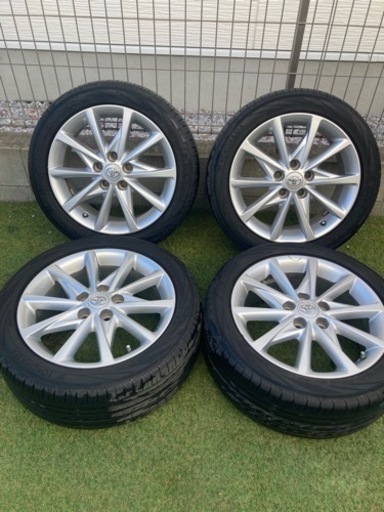 決まりました。プリウスα純正アルミとタイヤ (うえっずん) 新原の  