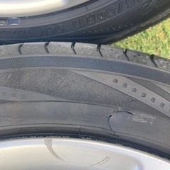 決まりました。プリウスα純正アルミとタイヤ