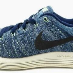 高額品　Nike LunarEpic Flyknit Women...