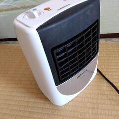 電気温風機2016年製、日立HLT64