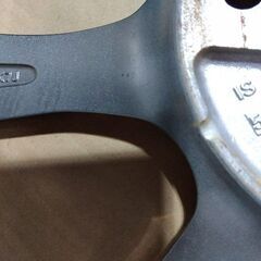 17インチ【富山】人気のガンメタ色 LEBEN レーベン【車検対応】ヴェゼル CR-V オデッセイ ステップワゴン レヴォーグ アウトバック 中古4本