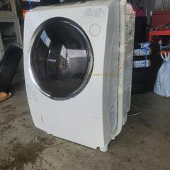 ドラム式洗濯機　TOSHIBA