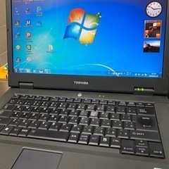 【ノートパソコン】 東芝ダイナブックB452 