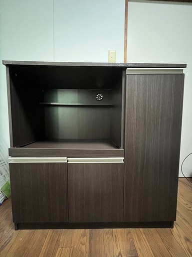 カップボードの後付け工事が格安！キッチン収納を美しく機能的に 
