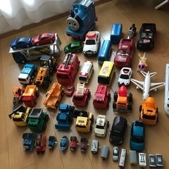 車のおもちゃ　約40台