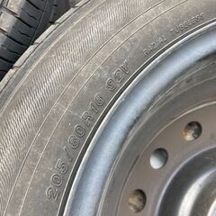 ヨコハマ　205/60R16　ノーマルタイヤ　ホイール付き