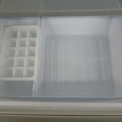 SHARP 2ドア冷蔵庫 自動霜取り 扉の開く方向変えられます 137L 2020年製 SJ-D14F-S