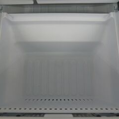 SHARP 2ドア冷蔵庫 自動霜取り 扉の開く方向変えられます 137L 2020年製 SJ-D14F-S