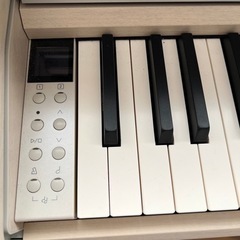 【5月で終了】ピアノ　河合CA49A プレミアムホワイト