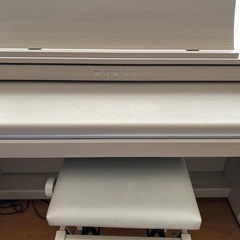 【5月で終了】ピアノ　河合CA49A プレミアムホワイト