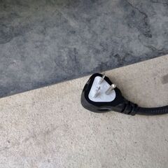 IHクッキングヒーター200V郵送も可